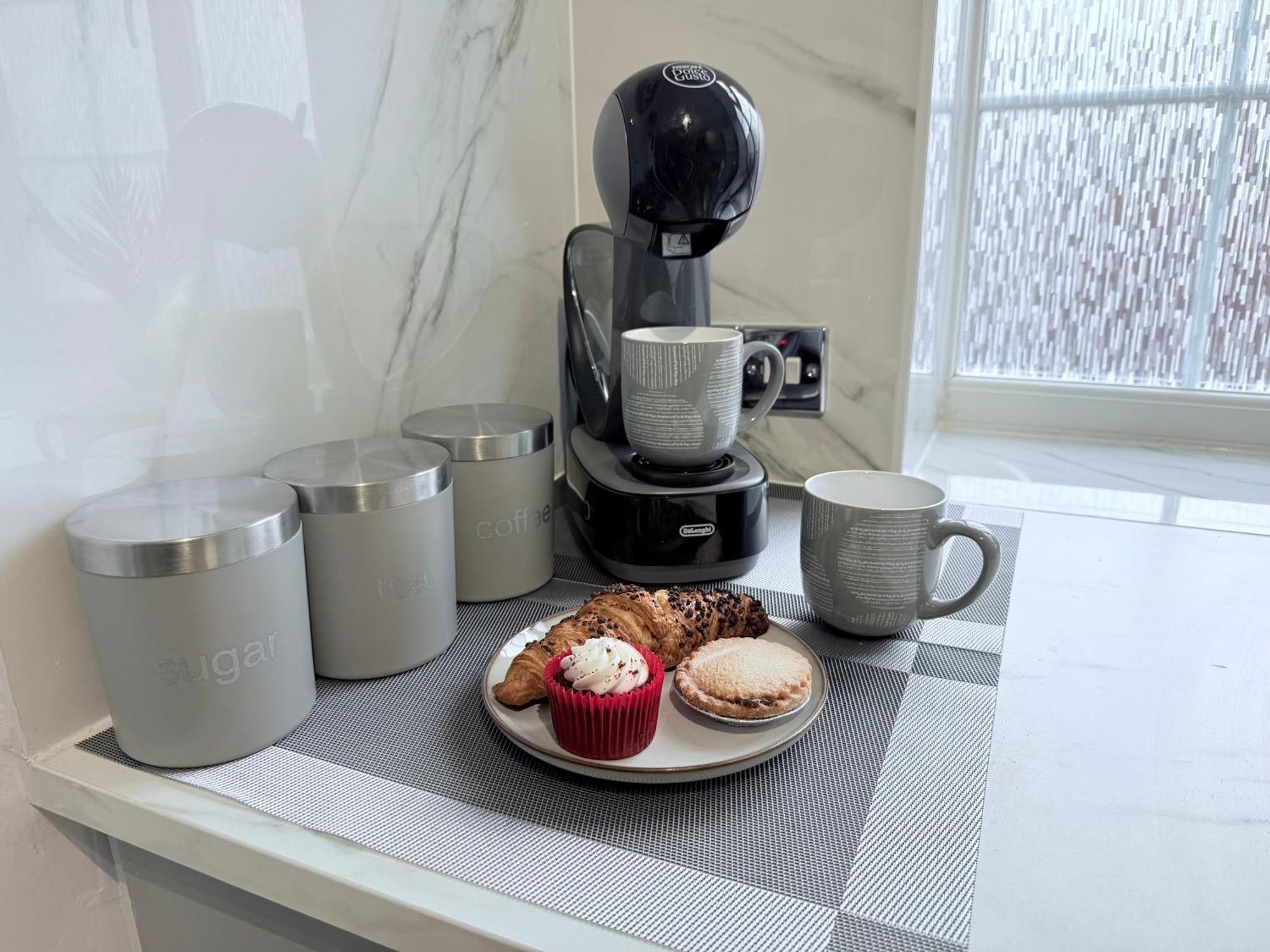 Apartament Staylondon - Sleeps 6 With Free Parking - Tourist, Concerts & Matches *